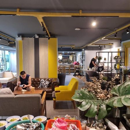 The Key Point Hotel Bangkok Luaran gambar