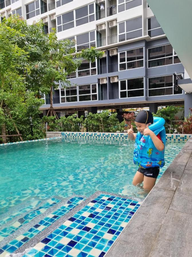 The Key Point Hotel Bangkok Luaran gambar