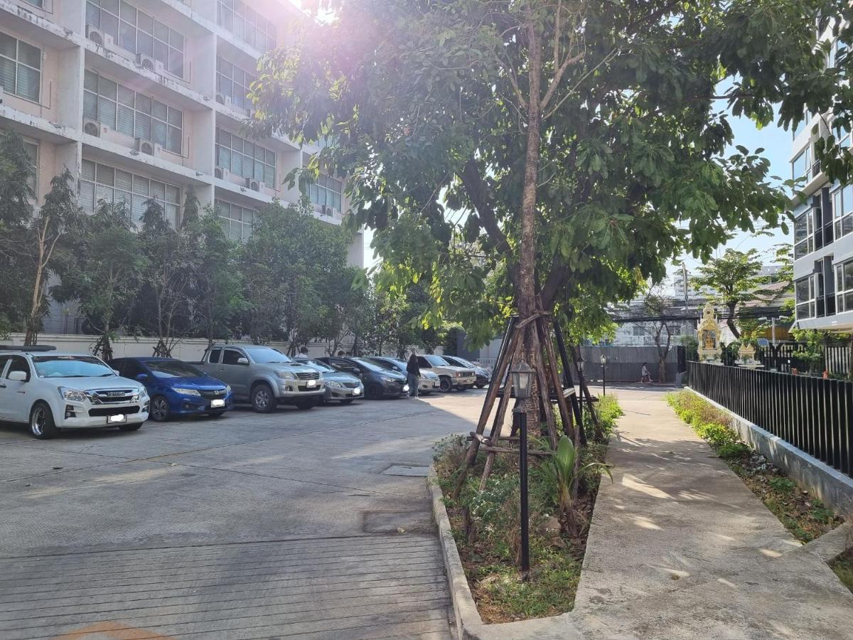 The Key Point Hotel Bangkok Luaran gambar