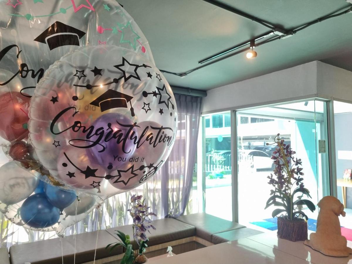 The Key Point Hotel Bangkok Luaran gambar
